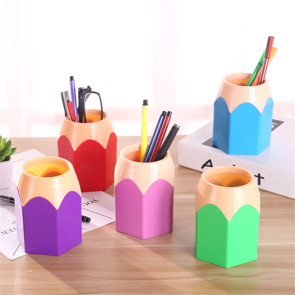 Get organized in style! Adorable pencil-shaped pen holder.