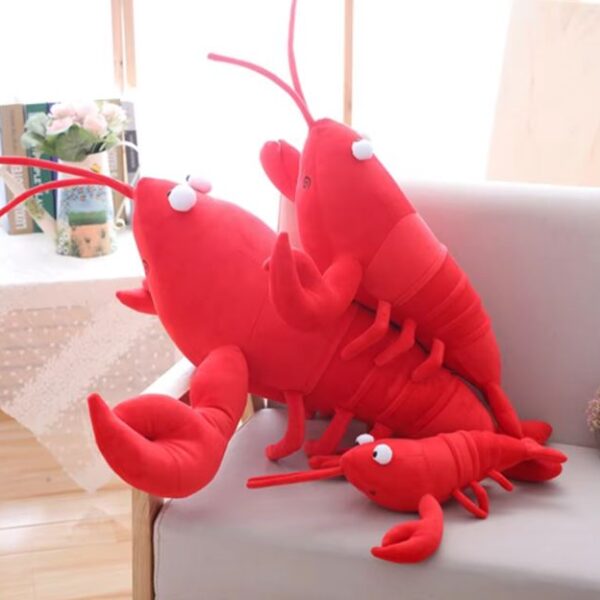 different-sizes-of-lobster-plushies