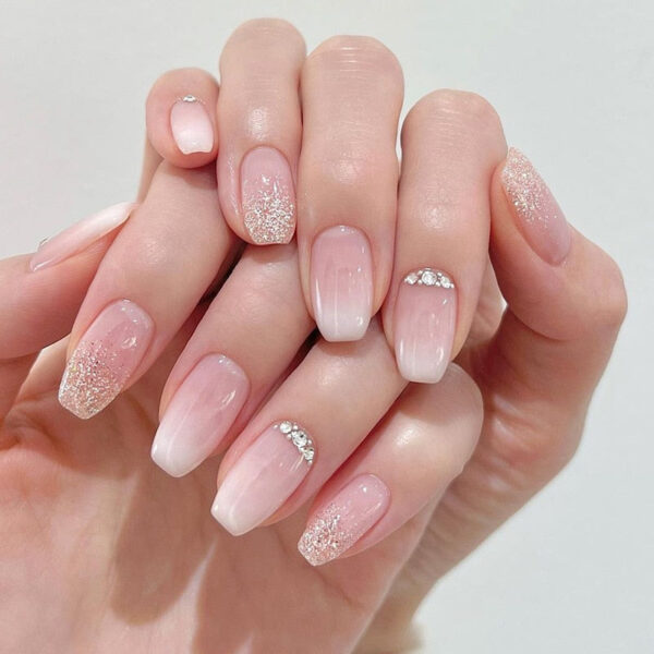 clear-neutral-tone-press-nails-false-press-on-beauty-fake-nails-397_8393e973-b8ab-41a6-b973-57348f3c38ba.jpg