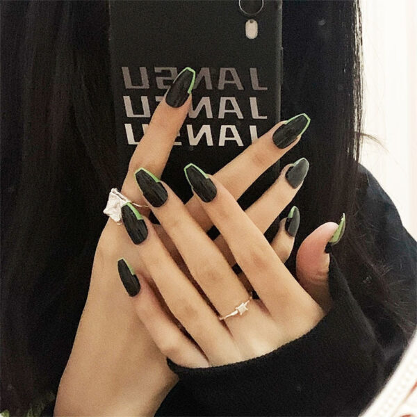 dark-gothic-press-nails-false-press-on-natural-goth-gothic-kawaii-537.jpg