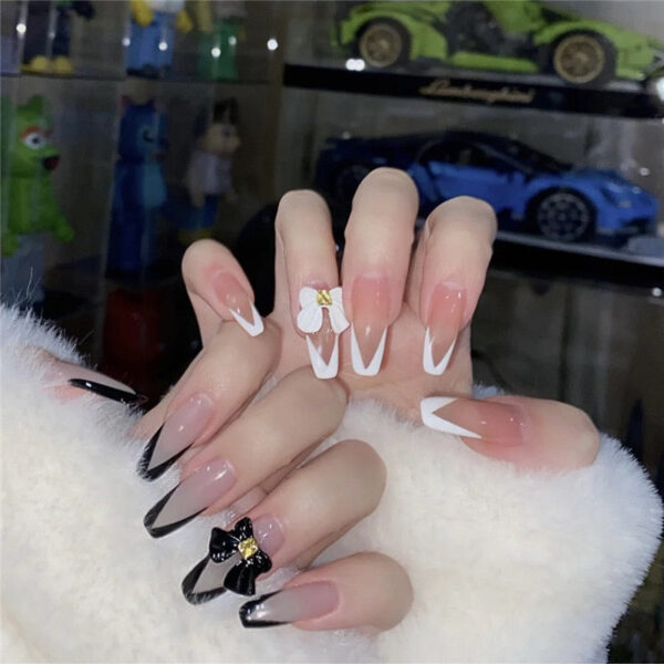 dark-gothic-press-nails-false-press-on-natural-goth-gothic-kawaii-774.jpg