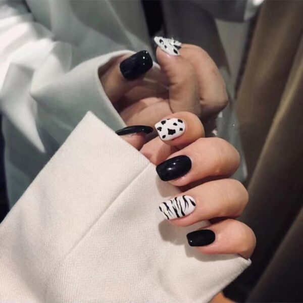 dark-gothic-press-nails-false-press-on-natural-goth-gothic-kawaii-789.jpg
