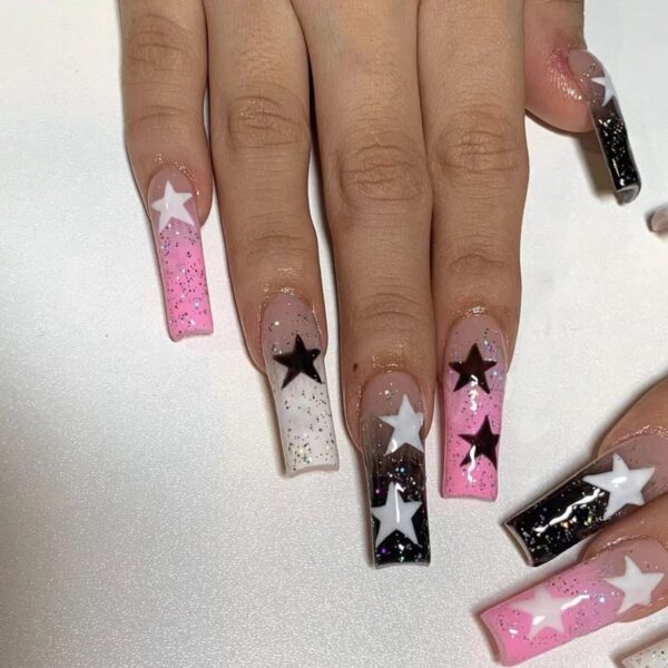 goth-girl-press-nails-false-glitter-goth-gothic-kawaii-303.jpg
