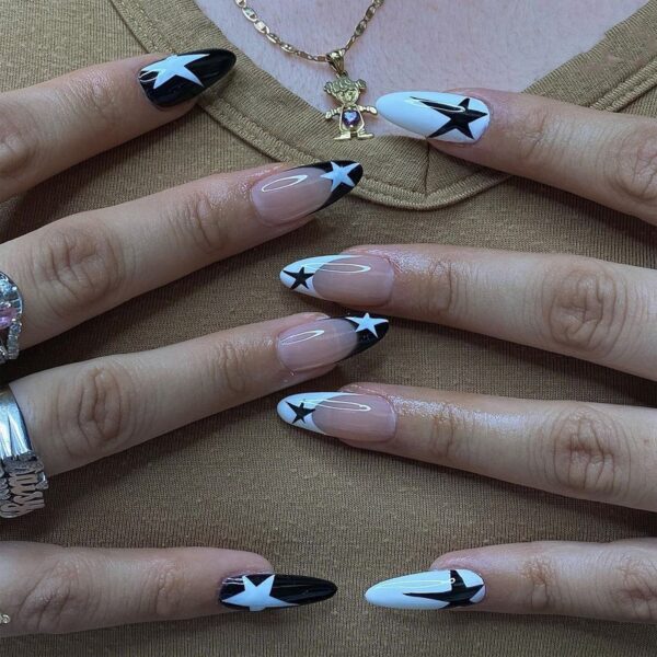 goth-girl-press-nails-false-glitter-goth-gothic-kawaii-577.jpg