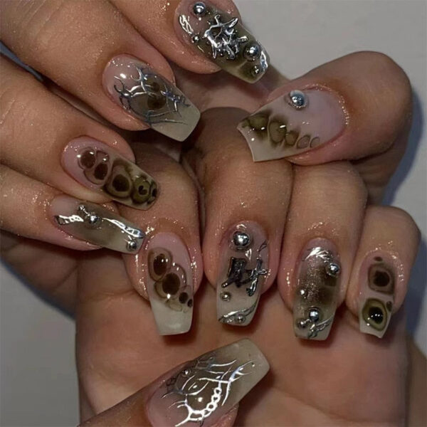 goth-girl-press-nails-false-glitter-goth-gothic-kawaii-893.jpg