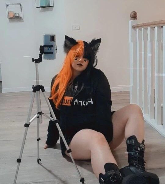 long-split-halloween-lolita-wig-bangs-black-orange-fake-hair-goth-gothic-ddlg-playground-682.jpg