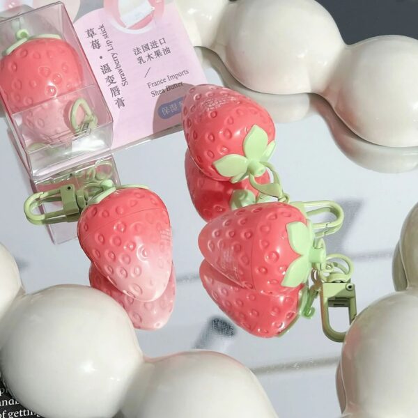 strawberry-keychain-fruit-moisturizing-lip-balm-118.jpg