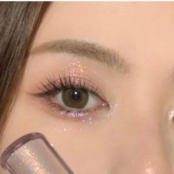 subtle-shimmer-liquid-glitter-eyeshadow-highlight-130.jpg