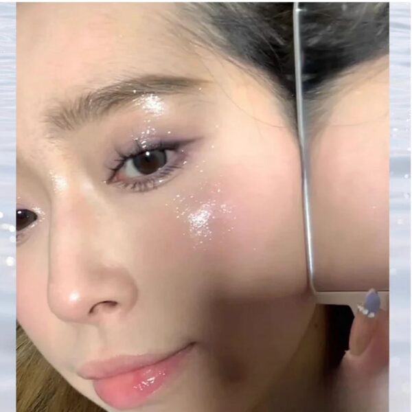subtle-shimmer-liquid-glitter-eyeshadow-highlight-372.jpg